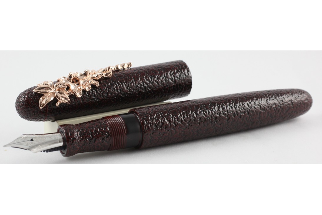 Nakaya Portable Writer  (Wisteria Stopper) Half Matte Ishime Kuro Tamenuri Fountain Pen