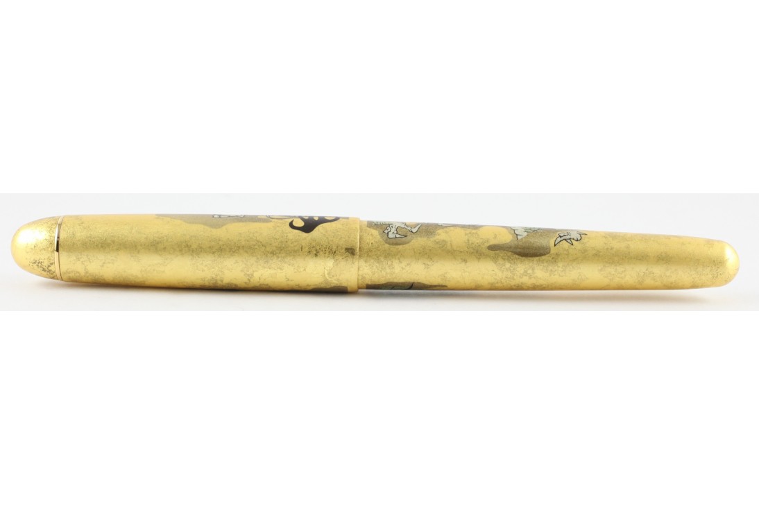 Platinum 3776 Century Maki-e Kanazawa Haku (Gold Leaf) Rising Dragon Fountain Pen