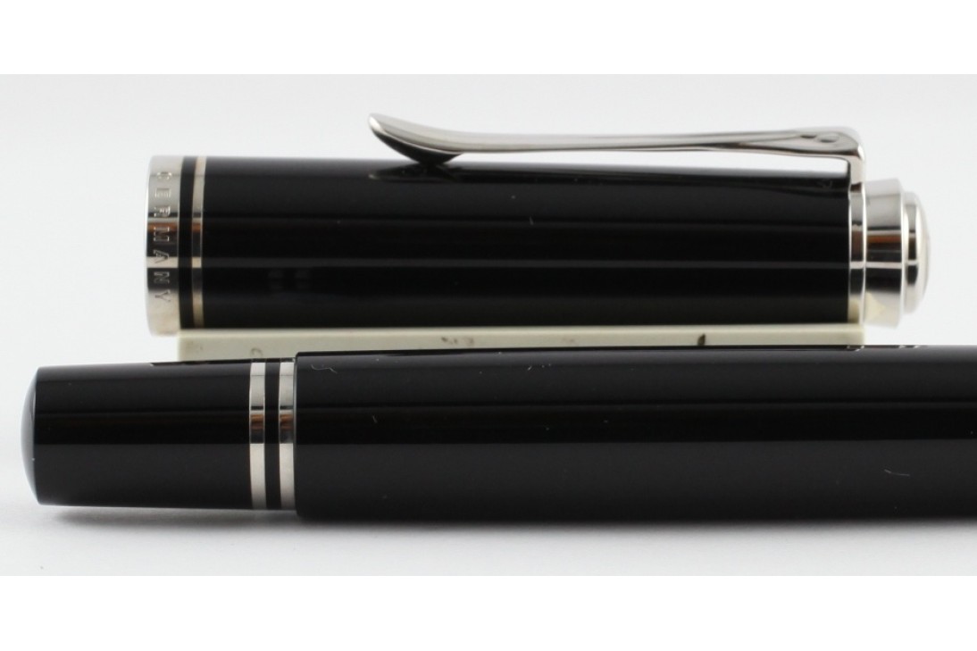 Pelikan Souveran M405 Black Silver Plated Trim Fountain Pen (New Logo)