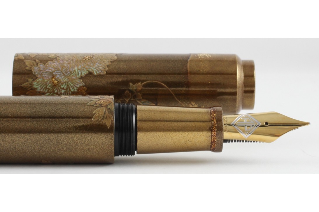 AP Limited Edition Maki-e The Peonies in Splendor Fountain Pen