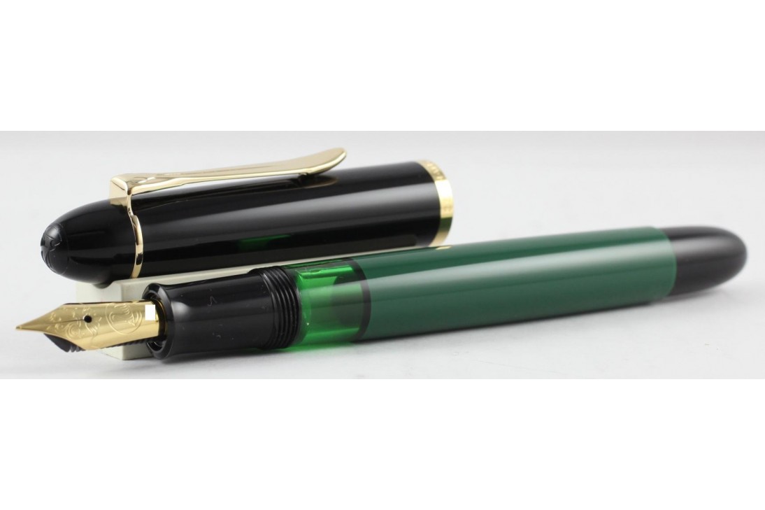 Pelikan Special Edition M120 Green Black Fountain Pen