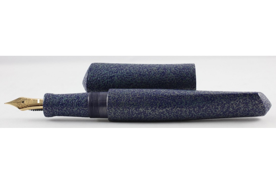 Nakaya Dorsal Fin Version 2 Ishime Silver Tin Blue Fountain Pen