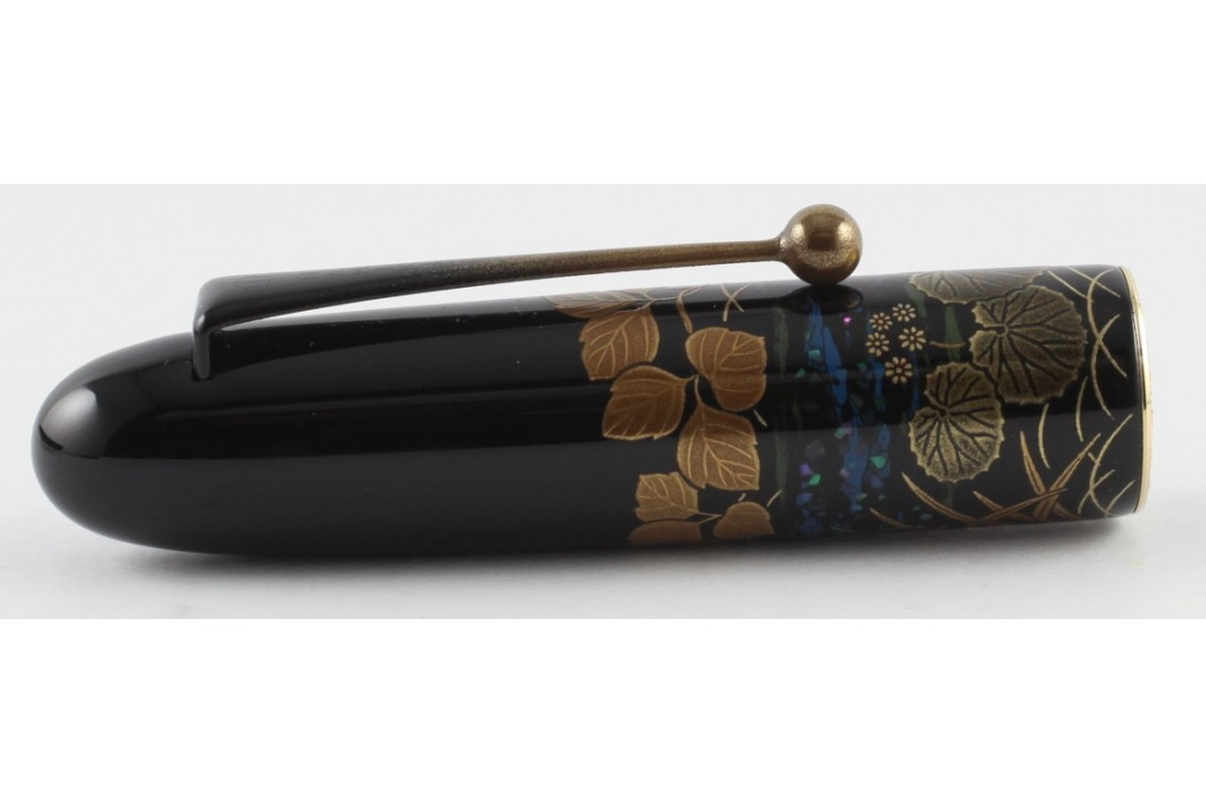 Namiki Yukari Royale Maki-e Frog Fountain Pen