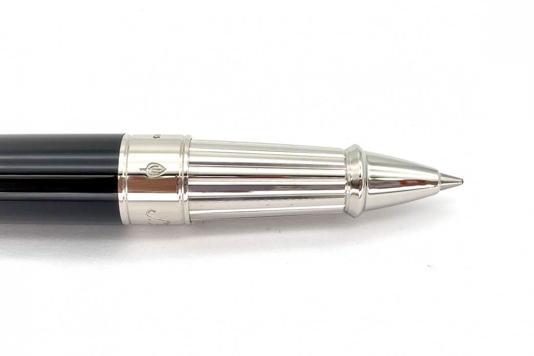 ST Dupont Line D Black Lacquer Roller Ball Pen