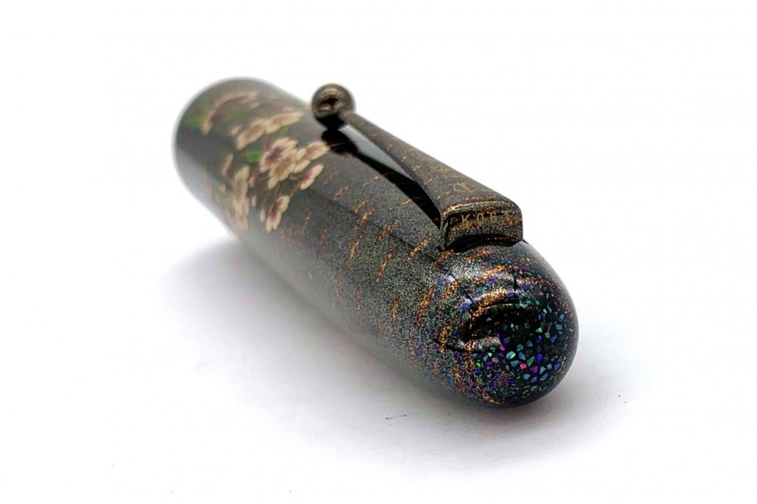 Namiki Emperor Rakucho Birds and Weeping Cherry Blossom Fountain Pen