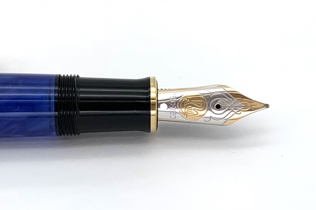 Pelikan Special Edition Souveran M800 Blue 0' Blue Fountain Pen