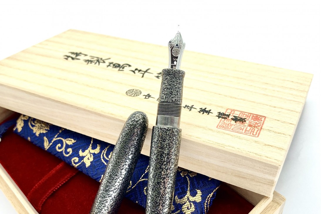 Nakaya Cigar Portable Ishi-me Kan-shitsu Technique in Silver Finish Fountain Pen