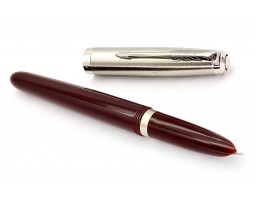 Parker 51 Burgundy Chrome Trim Fountain Pen (Steel Nib)