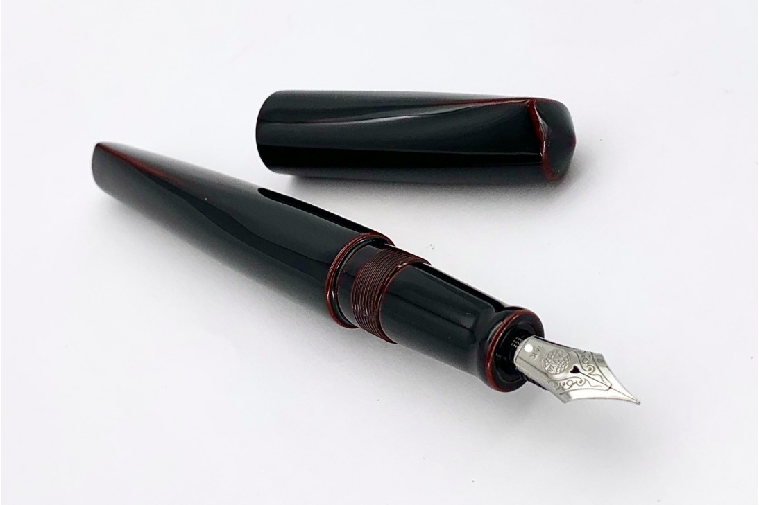 Nakaya Dorsal Fin Version 2 Kuro-Tamenuri Fountain Pen
