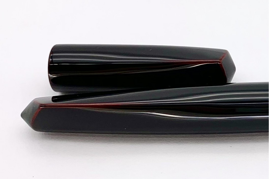 Nakaya Dorsal Fin Version 2 Kuro-Tamenuri Fountain Pen