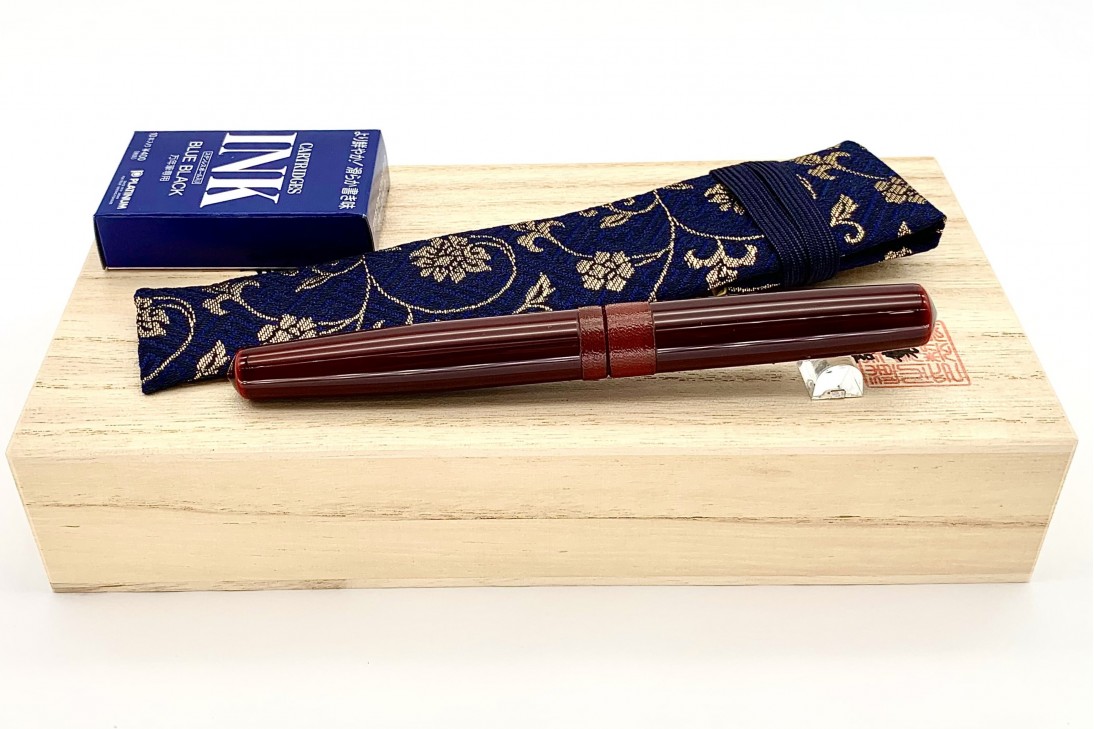Nakaya Piccolo Long Cigar Aka-Tamenuri String-Rolled Model Fountain Pen