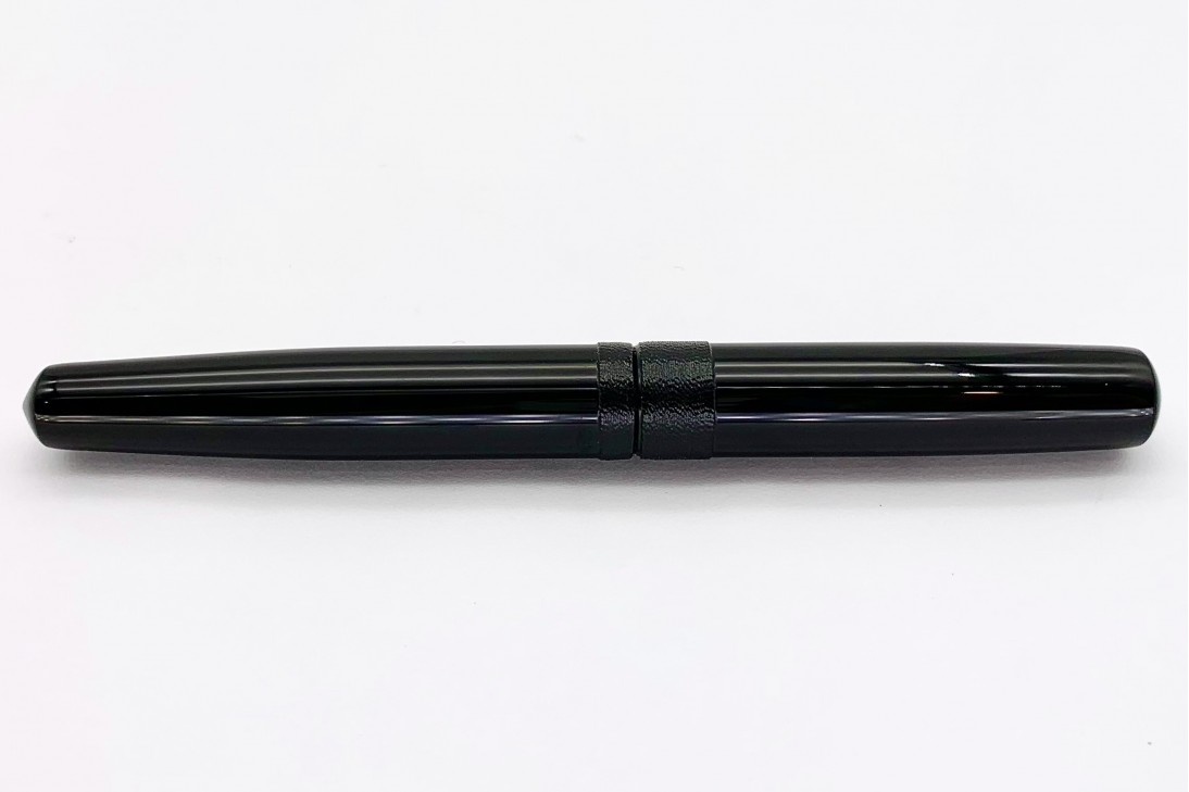 Nakaya Piccolo Long Cigar Kuro-Roiro String-Rolled Model Fountain Pen