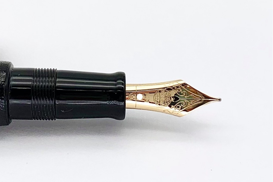 Nakaya Piccolo Long Writer Kuro-Roiro String-Rolled Model Fountain Pen with Snake Stopper