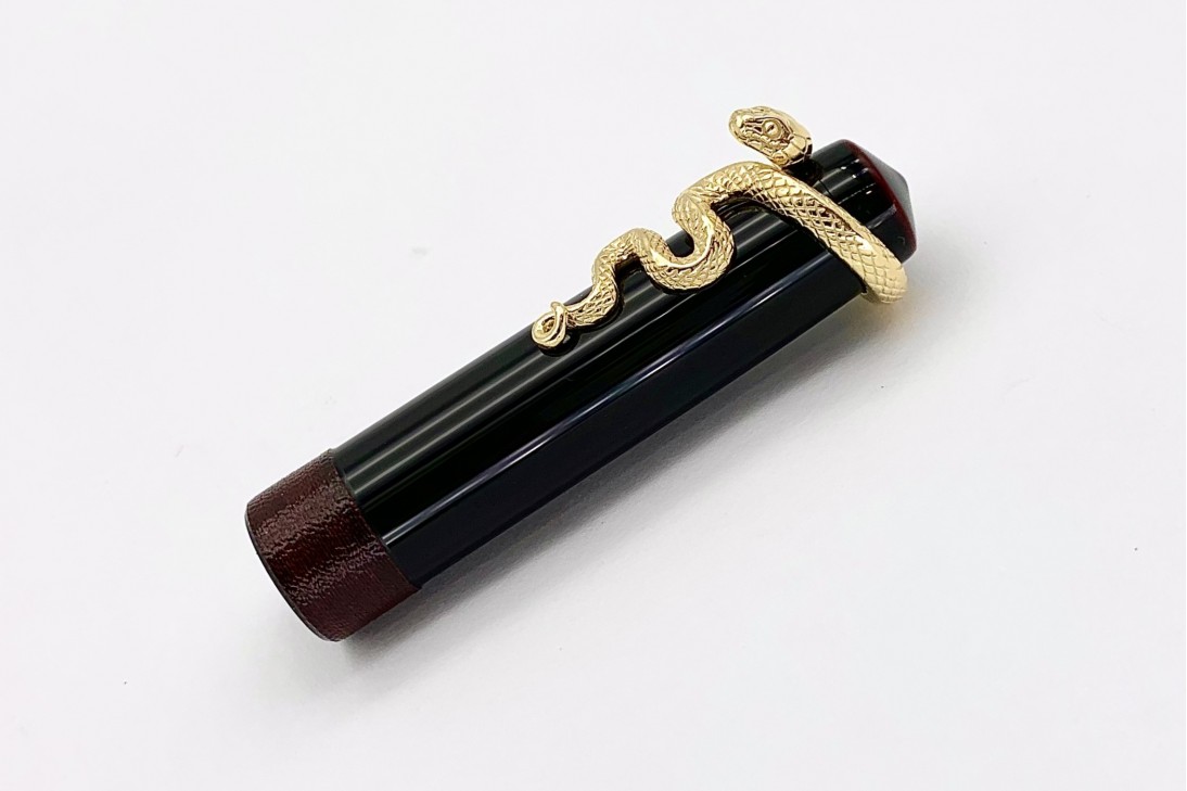 Nakaya Piccolo Long Writer Kuro-Tamenuri String-Rolled Model Fountain Pen with Snake Stopper