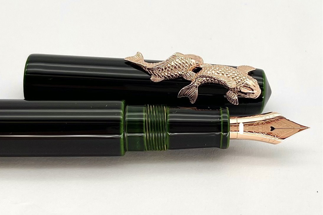 Nakaya Piccolo Long Writer Midori-Tamenuri Fountain Pen with Pink Gold Carp (Koi) Stopper