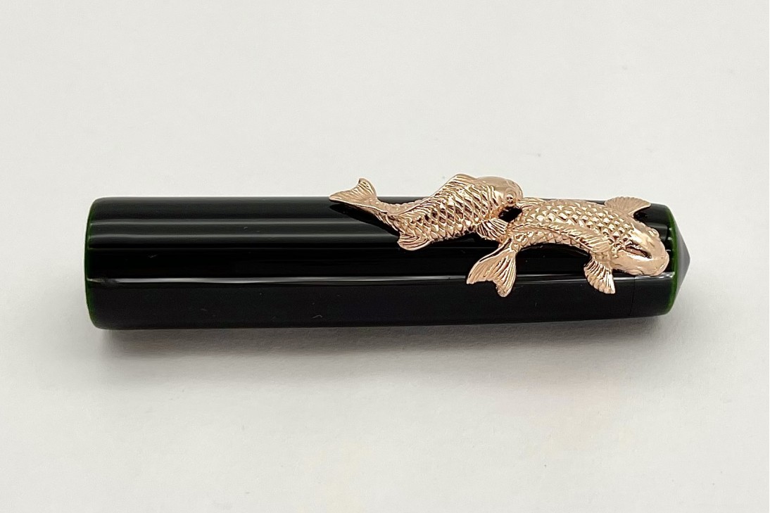 Nakaya Piccolo Long Writer Midori-Tamenuri Fountain Pen with Pink Gold Carp (Koi) Stopper