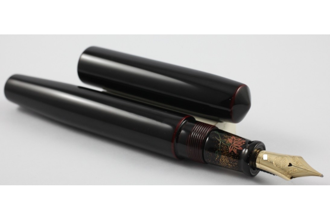 NAKAYA PICCOLO LONG KURO TAMENURI LOTUS FLOWER FOUNTAIN PEN